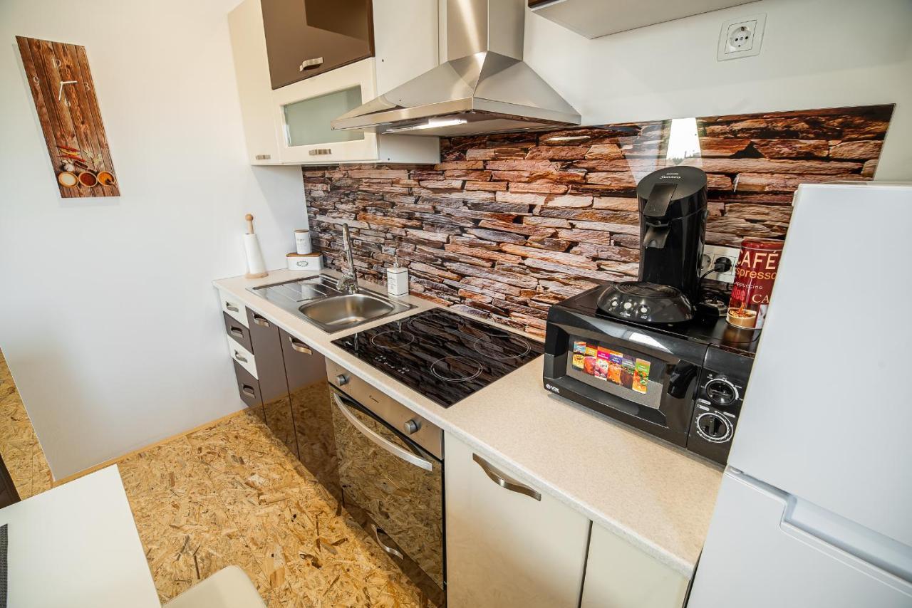 A1 Apartment *